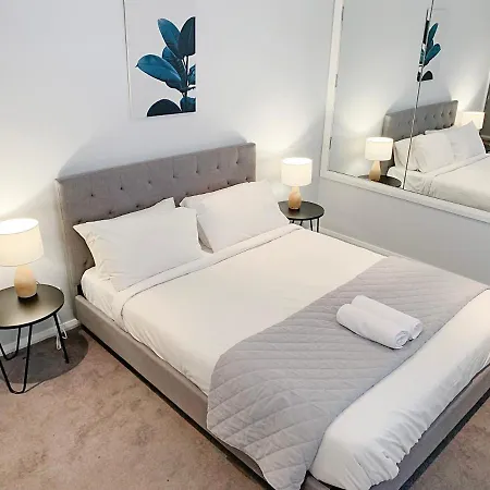 City Center - Comfortable 2-Bedroom Apartment Armidale Exterior photo